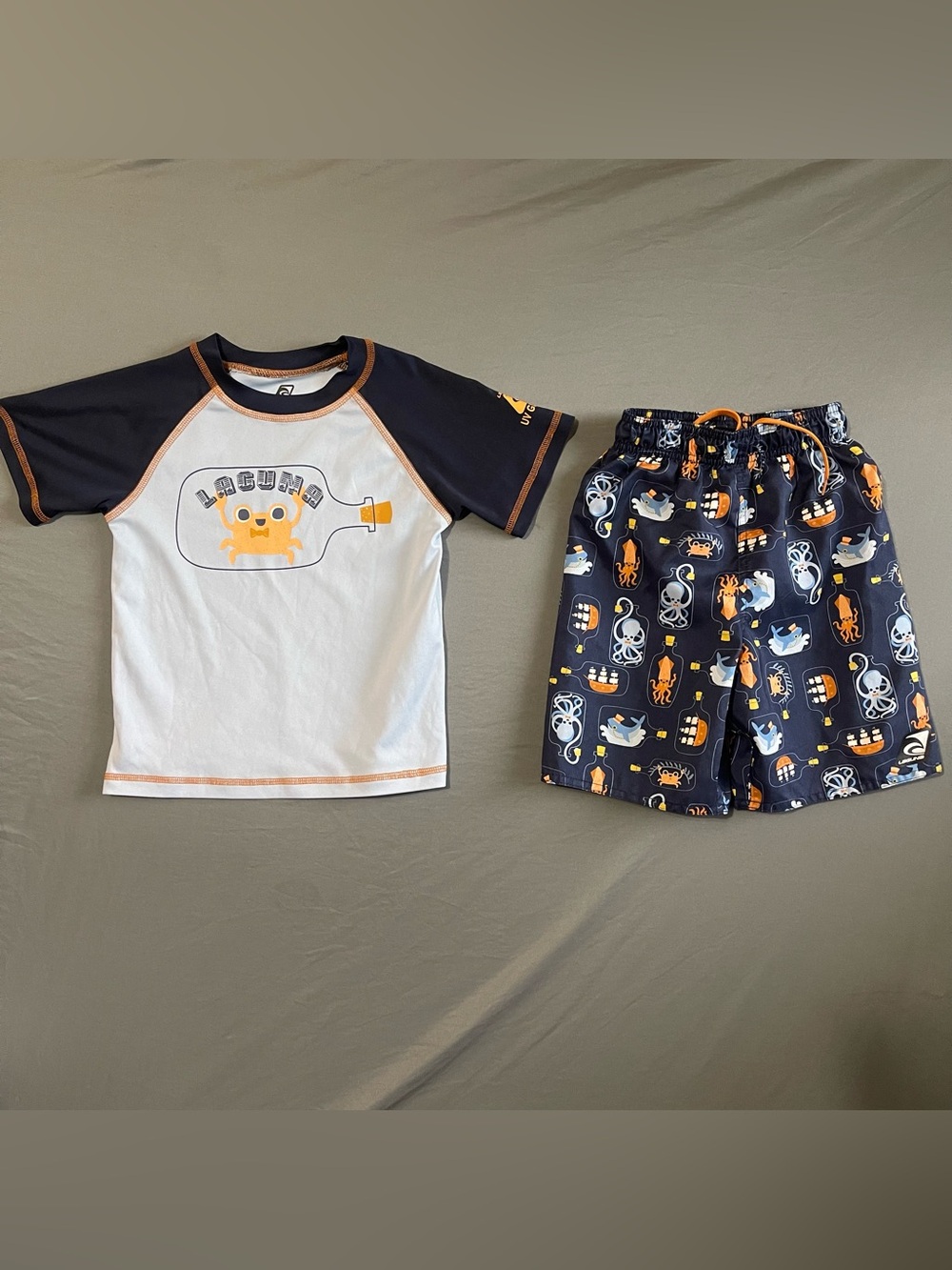 Laguna Boys Size 4 2-Piece UV Guard Swim Set Rash Guard